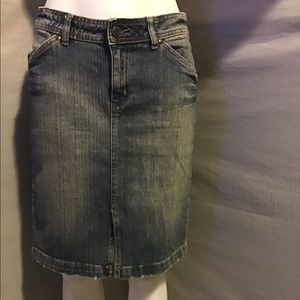 Bisou Jean skirt